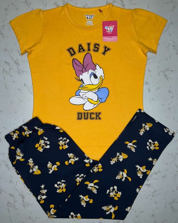 Daisy Duck Cheerful Charm Girls’ Pyjama Set – Amber Yellow T-Shirt & Navy Blue Printed Pyjama Set